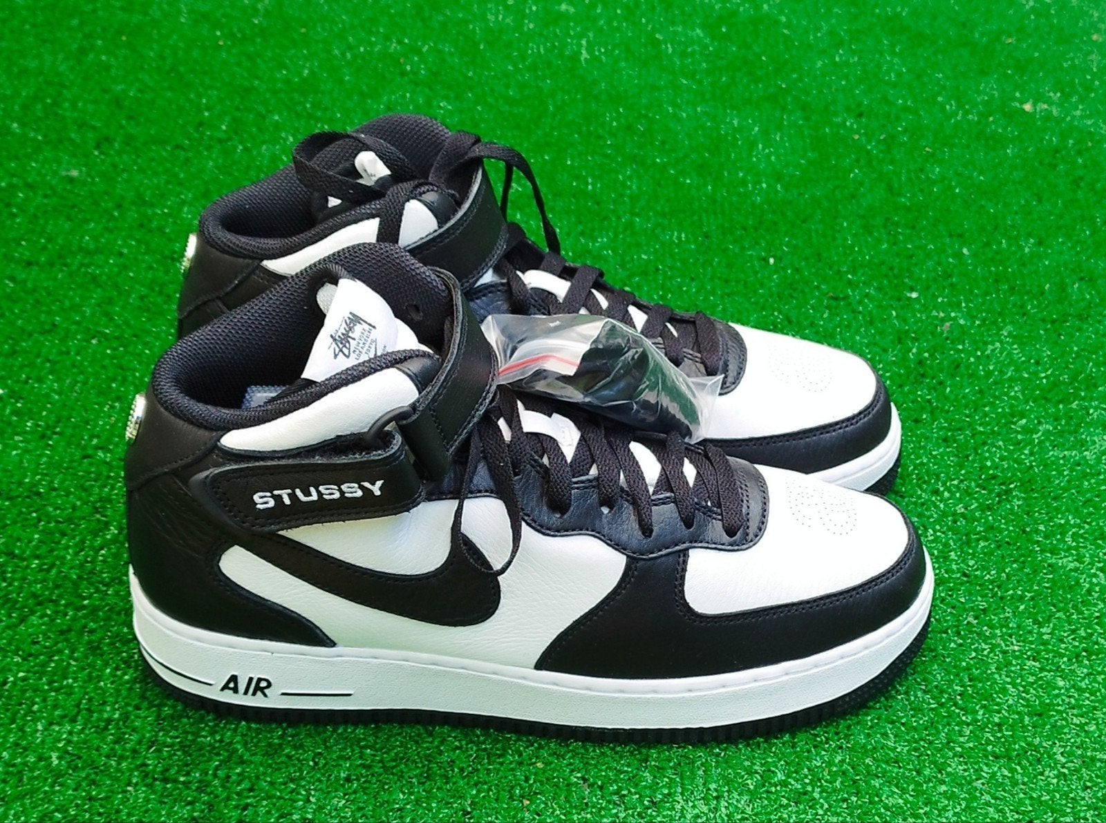 Nike Air Force 1 '07 Mid SP x Stussy Black/White Maat #43, One Bowerman Drive, Beaverton, OR 97005, USA, Zwart, Nike Inc., Nike