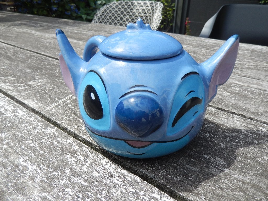Disney Lilo and Stitch drink mok - drinkbeker 500ml, Verzamelen, Ophalen of Verzenden, Overige figuren, Nieuw, Servies