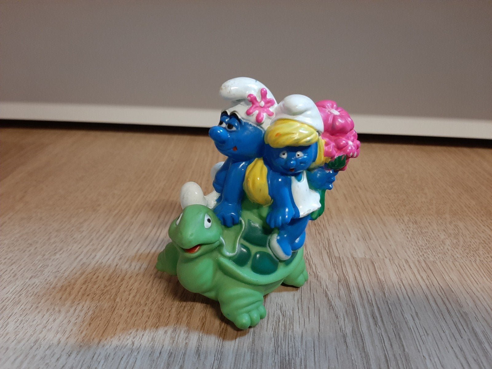 De Smurfen snoepdop smurf en smurfin op schildpad, Ophalen of Verzenden