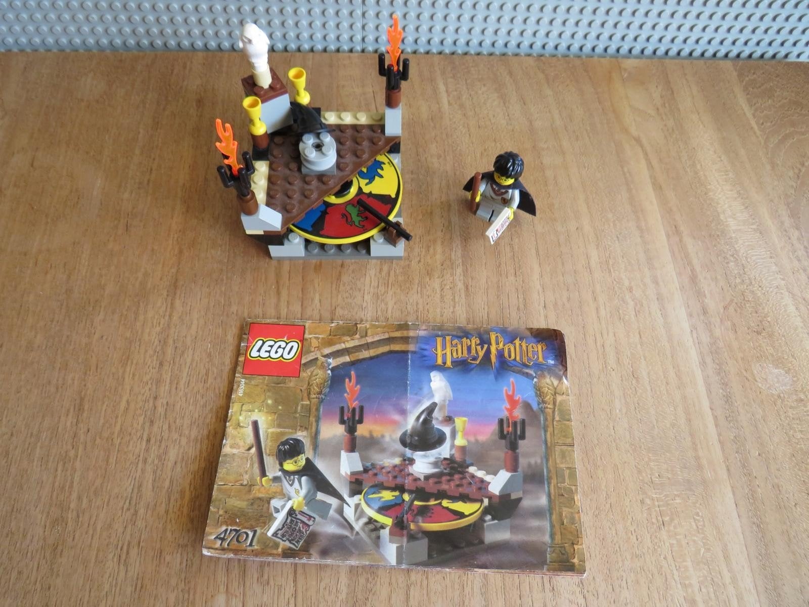 LEGO Harry Potter 4701 Sorteerhoed met Harry Potter, Verzenden, Gebruikt
