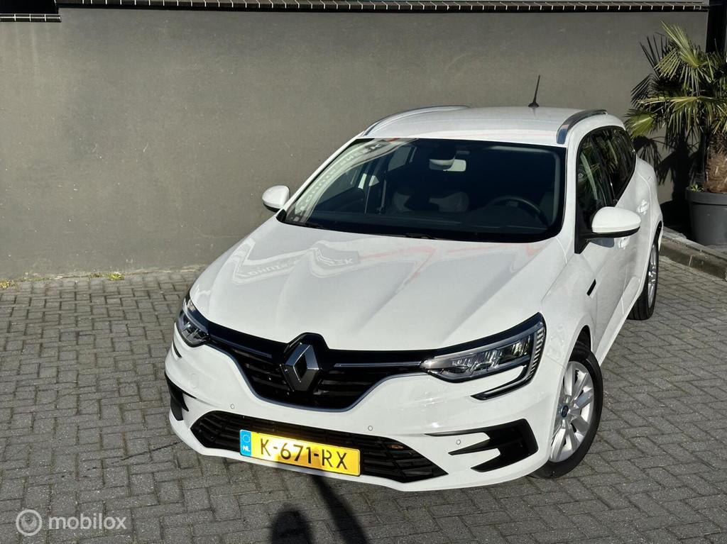Renault Megane Estate 1.6 E-Tech Plug-In Hybrid 160 Business, Auto's, Renault, 77 km/l, Gebruikt, 4 cilinders, Wit