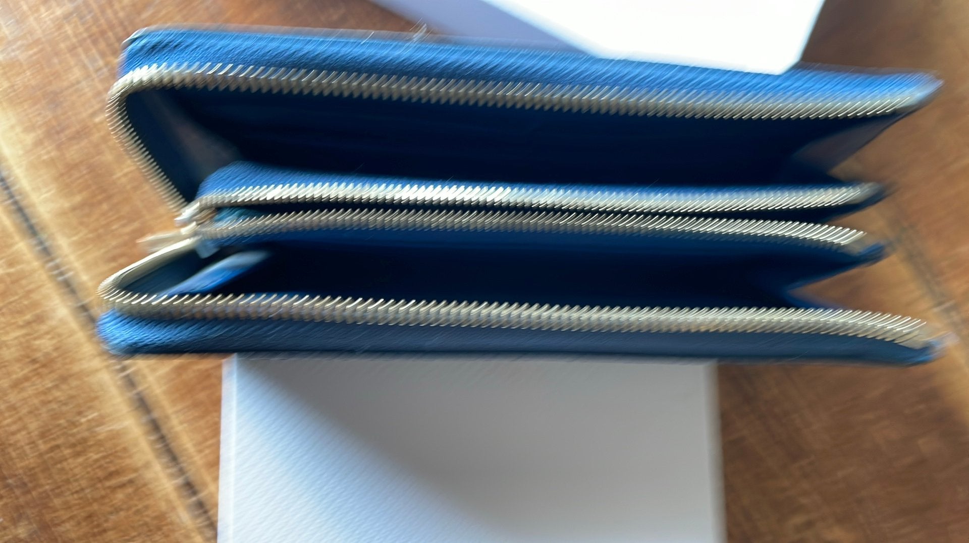 DAMES PORTEMONNEE van LACOSTE, Sieraden, Tassen en Uiterlijk, Portemonnees, Verzenden, Zo goed als nieuw, Blauw
