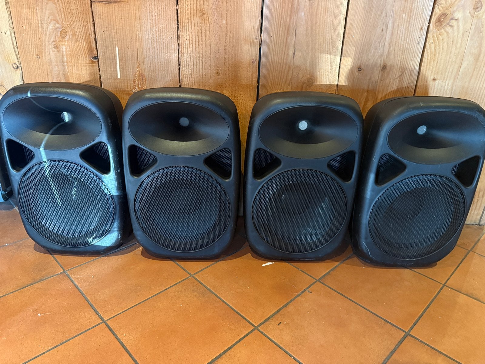 Fame mp10 passieve speakers, Muziek en Instrumenten, Versterkers | Keyboard, Monitor en PA, Ophalen, Gebruikt, Minder dan 500 watt