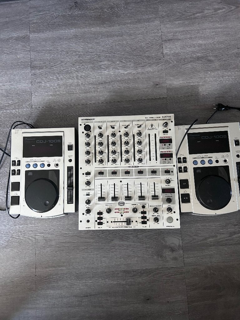Dj beginnersset : 2x Pioneer Cdj100 en een Behringer  djx700, Ophalen of Verzenden, Gebruikt, Overige merken