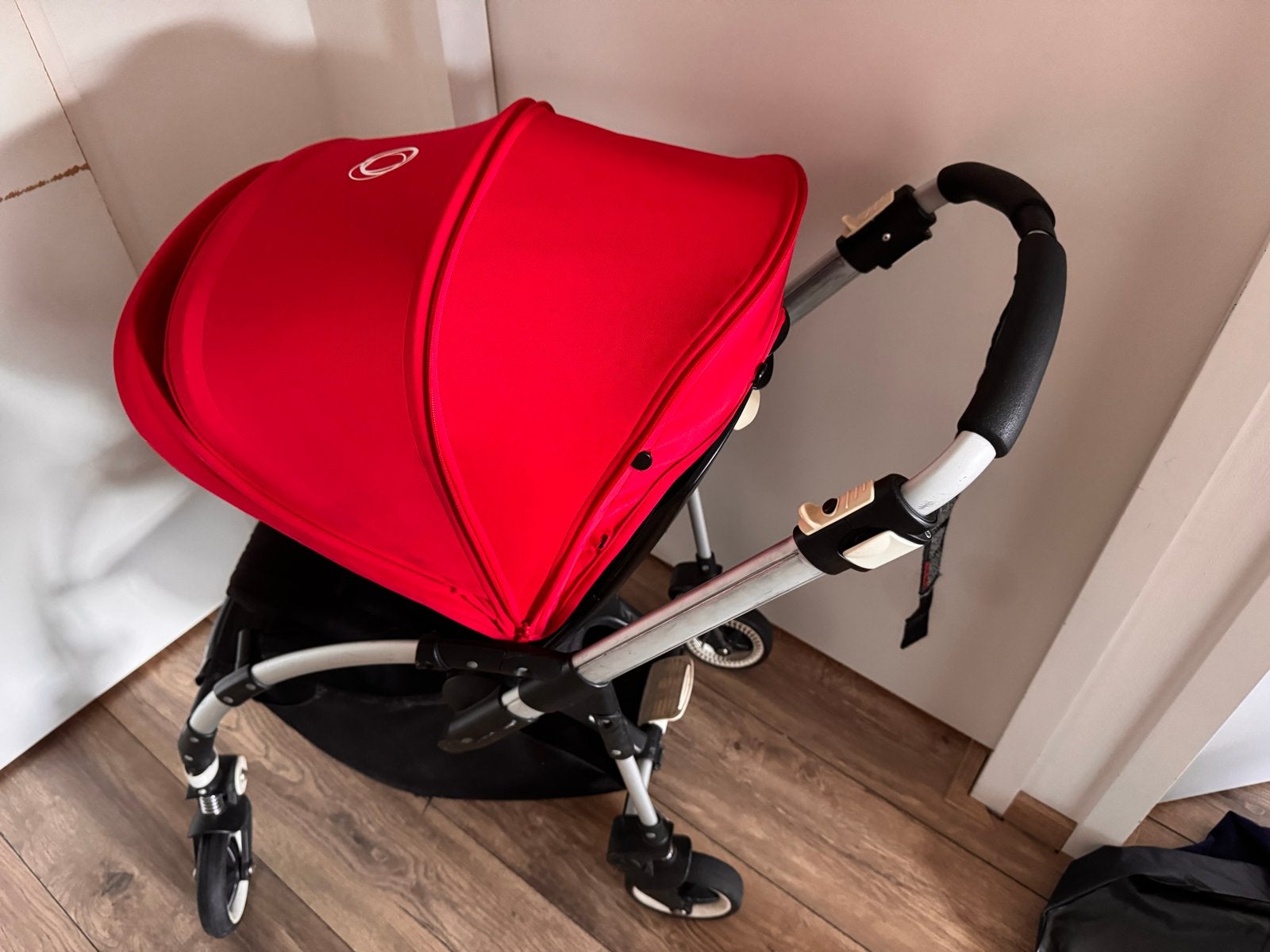 Bugaboo Bee 3 kinderwagen - Rood, Kinderen en Baby's, Ophalen, Gebruikt, Kinderwagen, Bugaboo