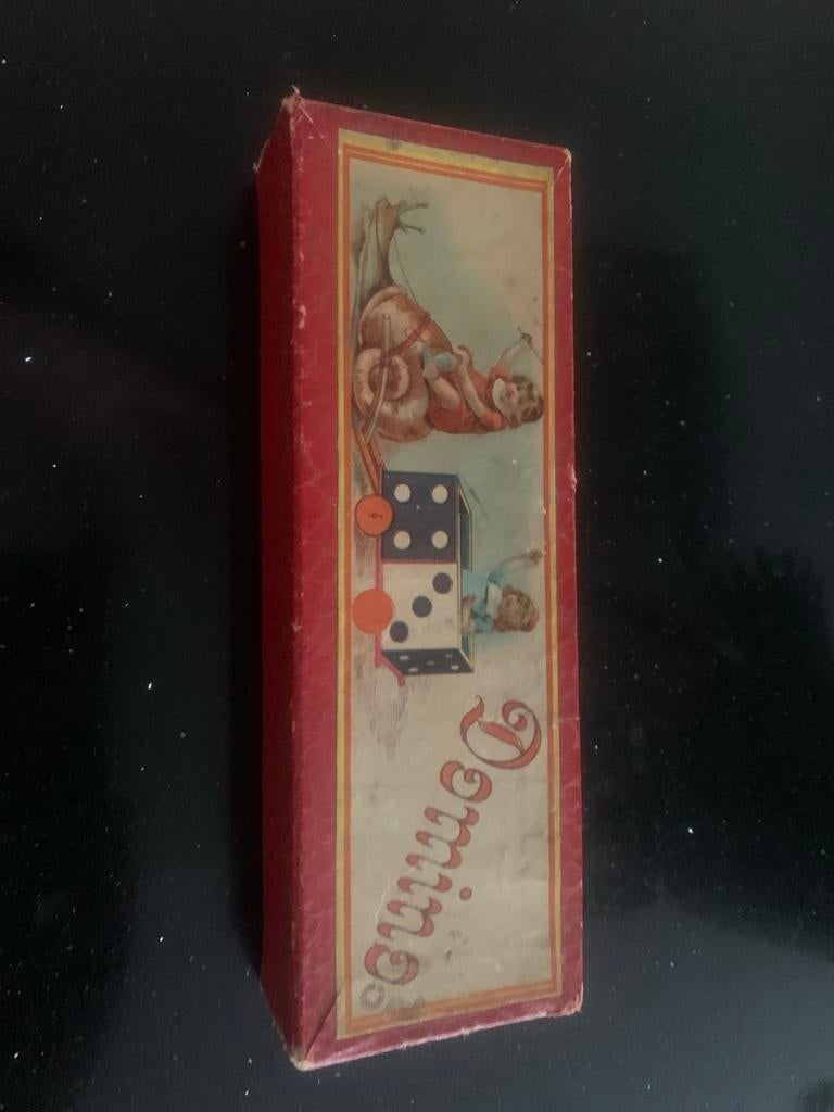 Vintage domino spel in doosje, Een of twee spelers, Ophalen of Verzenden, Gebruikt