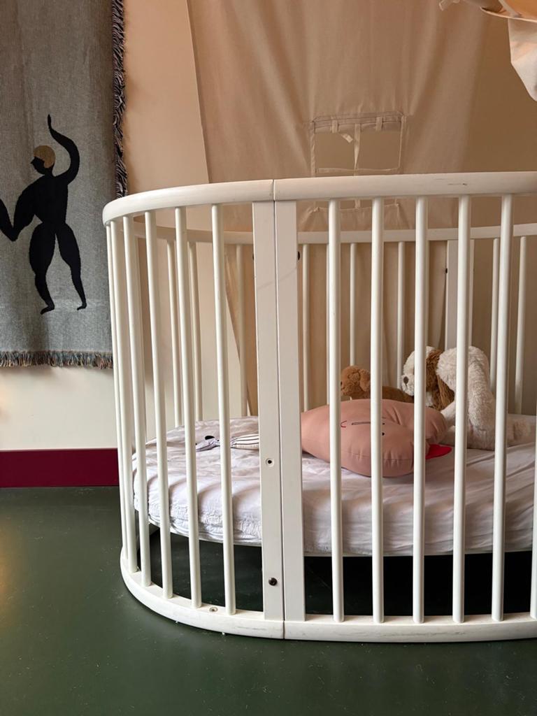 Stokke ledikant wit, Ophalen, Gebruikt, Ledikant