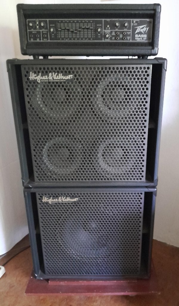 Peavey Bassamp Mark VI en H&K 4x10"en 1x15" speakerkasten, Muziek en Instrumenten, Ophalen, Gebruikt, Elektrisch