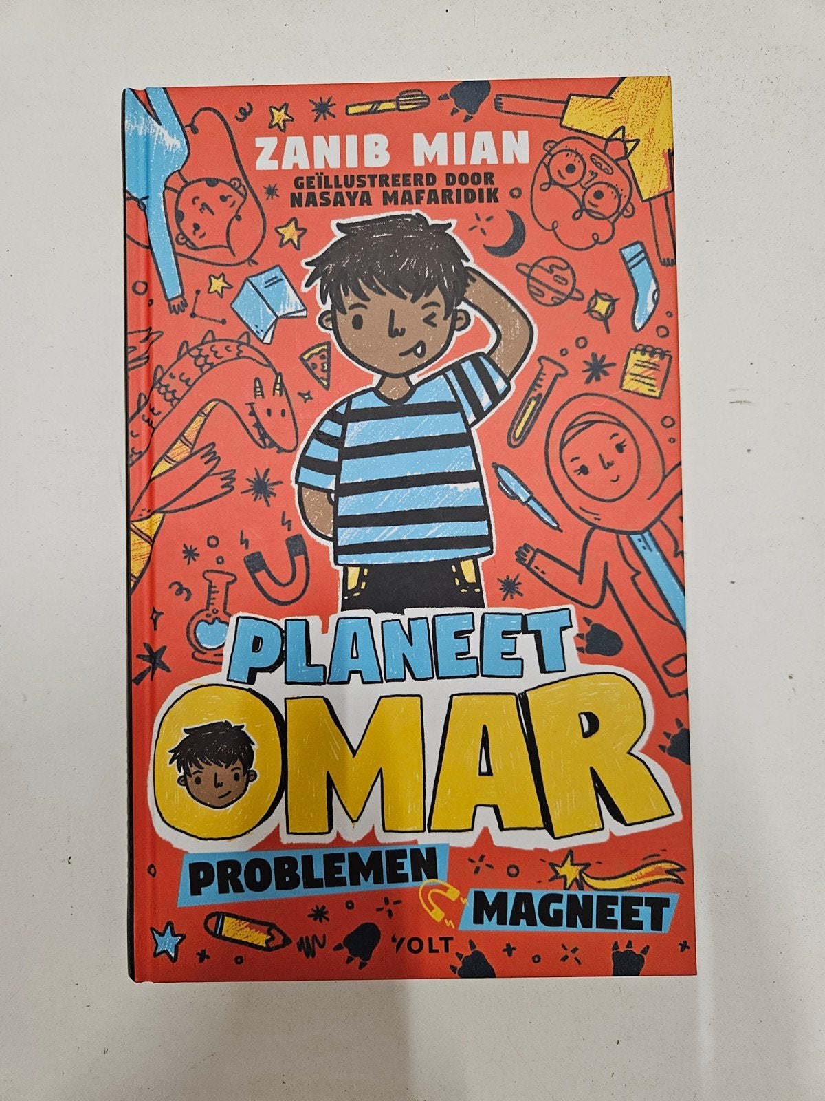 Planeet Omar problemen magneet, Boeken, Ophalen of Verzenden, Zo goed als nieuw
