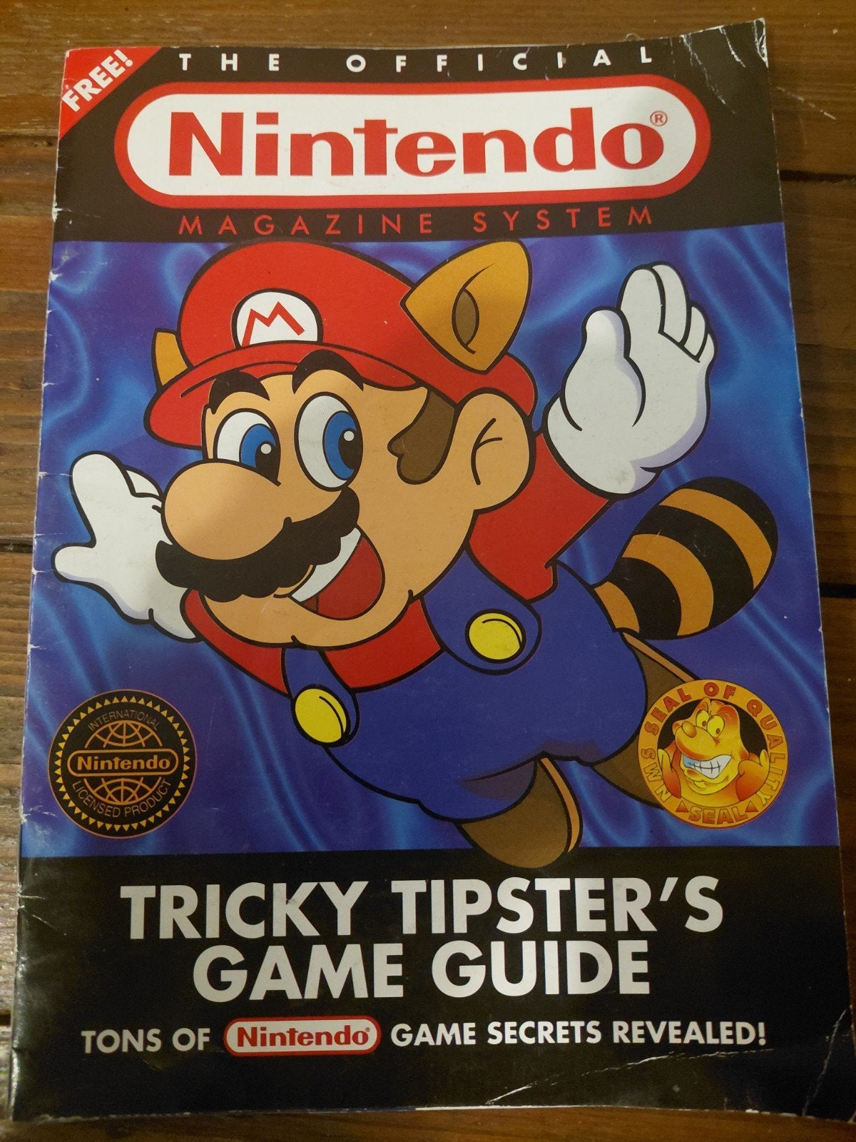 Nintendo Magazine System Tricky Tipster's Game Guide, Spelcomputers en Games, Games | Overige, Ophalen of Verzenden, Gebruikt