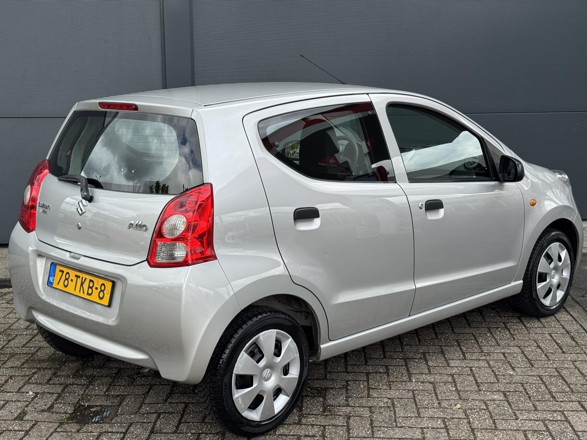Suzuki Alto 1.0 Comfort Plus / 1e Eigenaar / 100% onderhoud, Voorwielaandrijving, Euro 5, Stof, Gebruikt