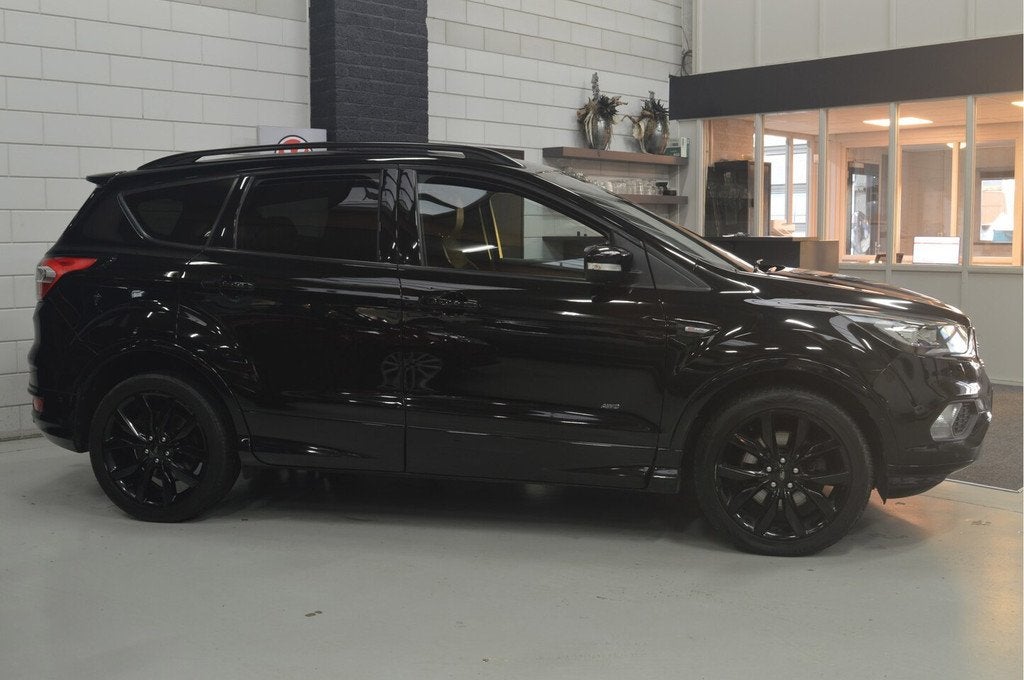 Ford Kuga 1.5 EcoBoost ST Line, Auto's, Ford, Euro 6, 4 cilinders, 1850 kg, Zwart