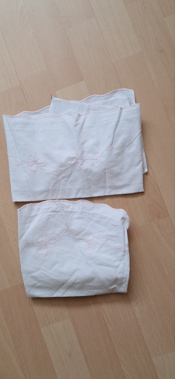 Vintage lakenset wieg - wit met roze borduursel, Gebruikt, Meisje, Wit, Beddengoedset