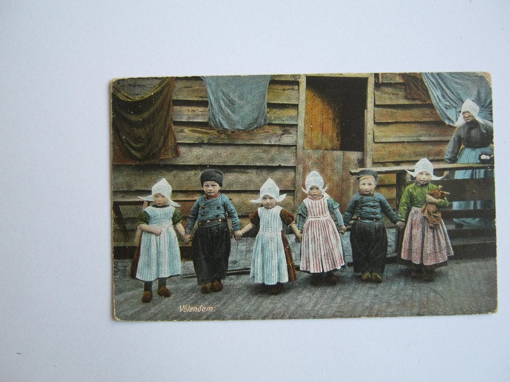 Ansichtkaarten Nederland, TC 9-6 Volendam, kinderen in kl.dr, Ophalen of Verzenden, Voor 1920, Gelopen, Noord-Holland