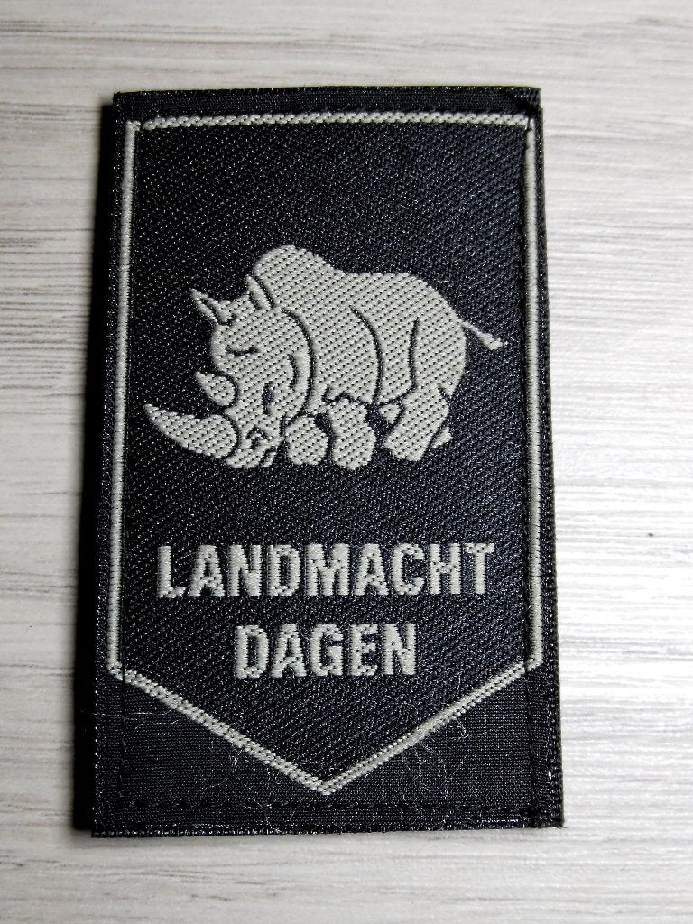 Mouwembleem Landmachtdagen 13 Lichte Brigade Oirschot, Verzamelen, Verzenden, Landmacht, Nederland, Embleem of Badge