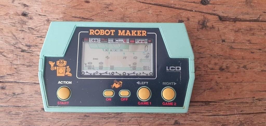 Vintage Takatoku Toys Robot Maker LCD computerspelletje, Gebruikt, Overige genres, 1 speler, Ophalen of Verzenden