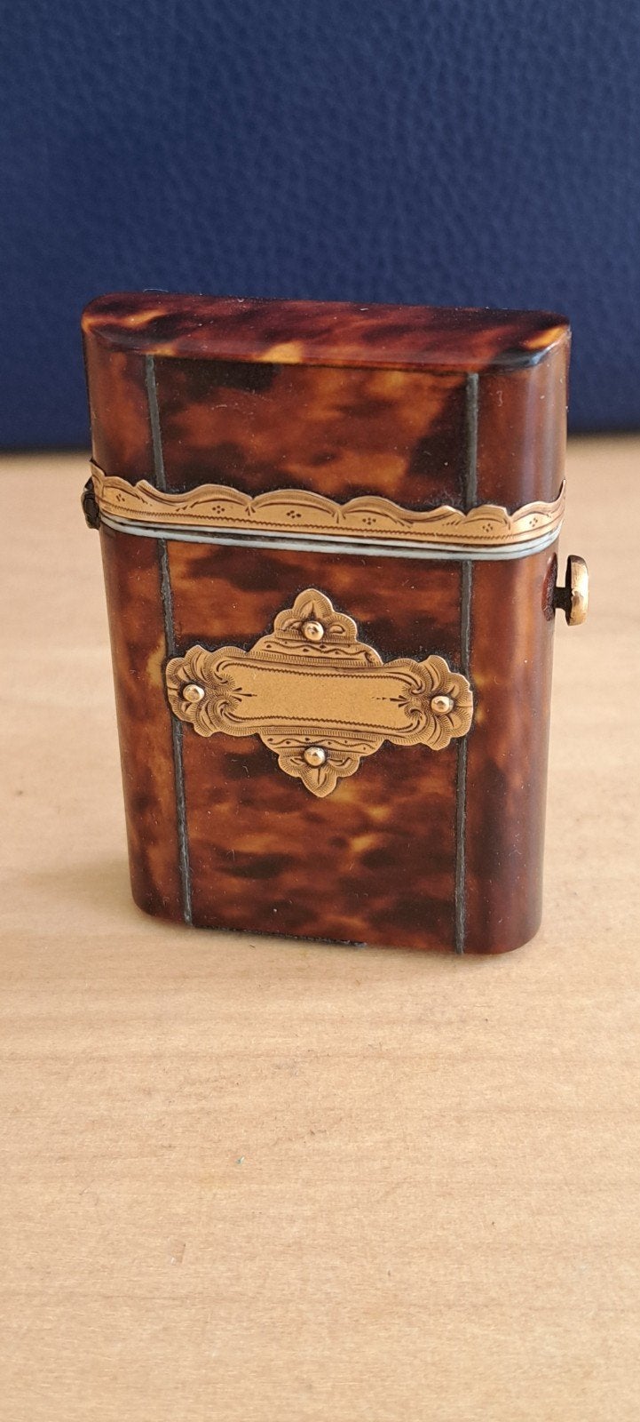 Antieke Franse luciferhouder, Ophalen
