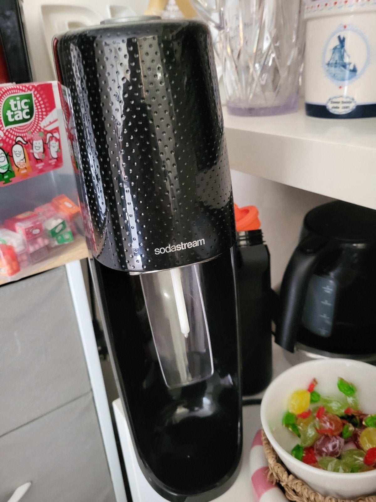 Sodastream zwart met cilinder, Witgoed en Apparatuur, Bruiswatermachines, Ophalen of Verzenden