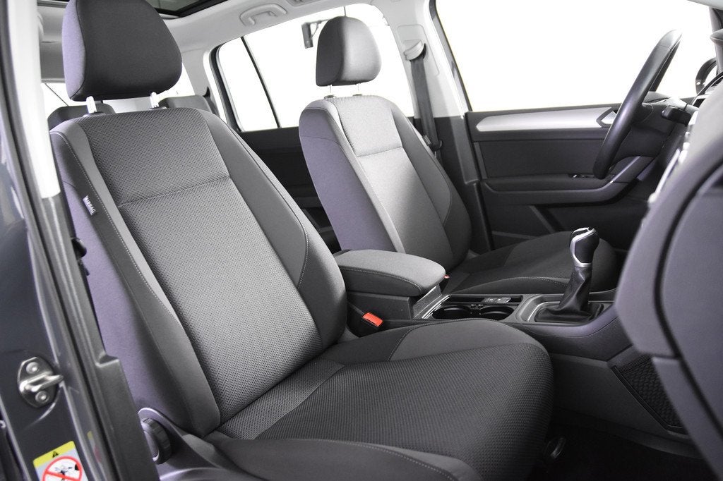 Volkswagen Touran 1.5 TSI *1ste Eigenaar*Panoramadak*Navigat, Auto's, Volkswagen, Stof, 4 cilinders, 150 pk, Bedrijf
