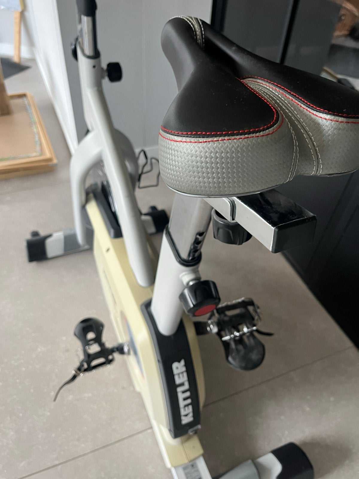 Kettler Giro GT spinningfiets - Zo goed als nieuw, Ophalen, Zo goed als nieuw, Metaal, Benen