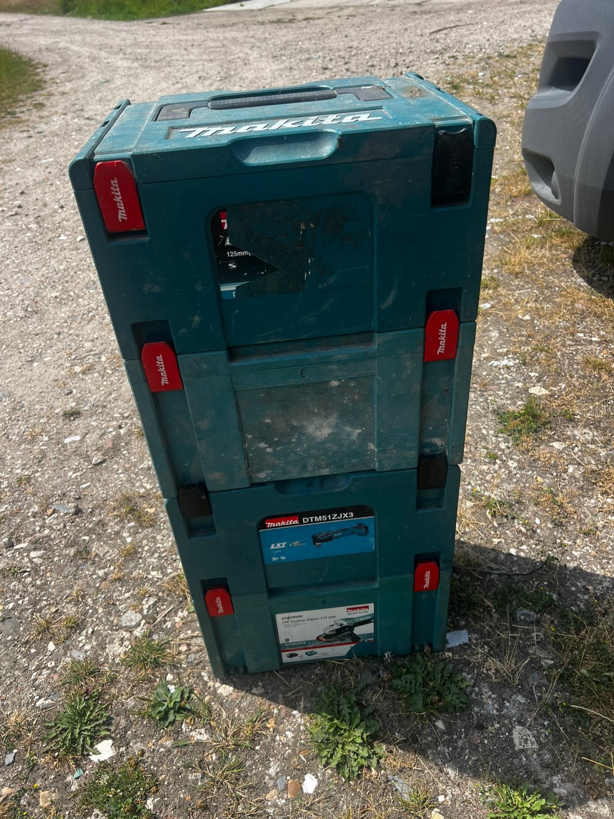 Makita gereedschap koffers, Ophalen