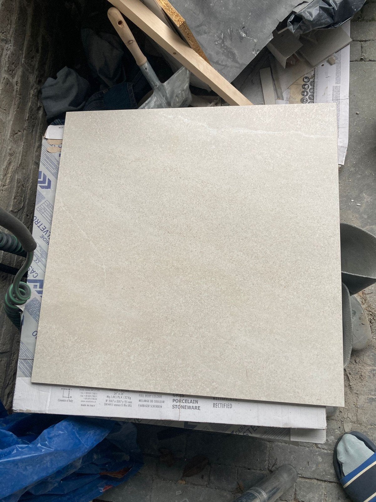 Tegels voor badkamer/ toilet, beige-grijstint, marmerlook, Ophalen, 60 cm of meer, Nieuw, 5 tot 10 m²