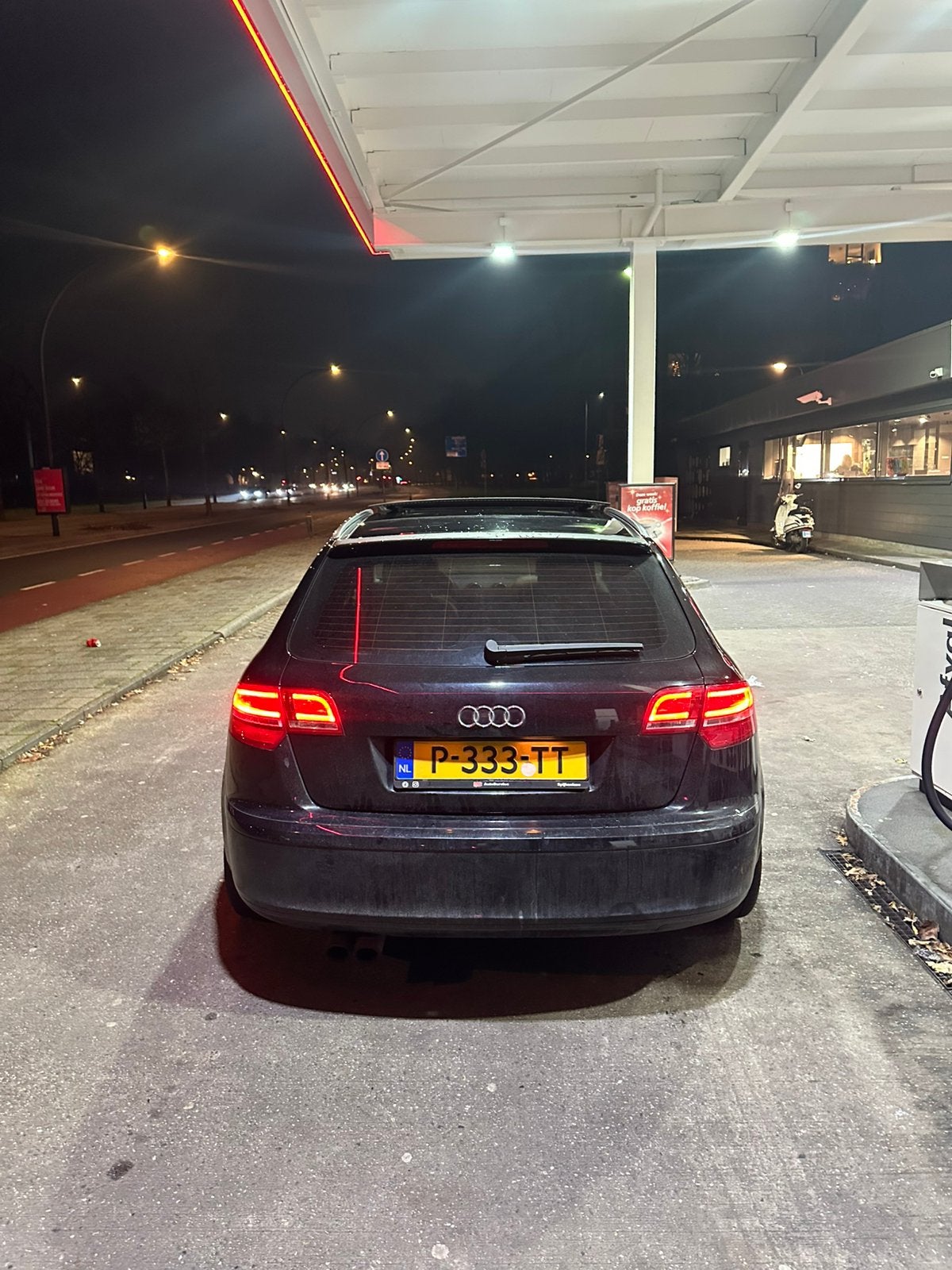 Audi A3 Sportback 2.0 TFSI 2008 Pano, Auto's, 13 km/l, 1984 cc, Zwart, 75 €/maand