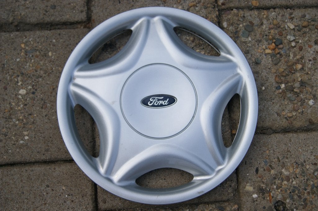 1 losse originele wieldop Ford Mondeo 15 inch (Model 2), Auto diversen, Wieldoppen, Ophalen of Verzenden, Gebruikt