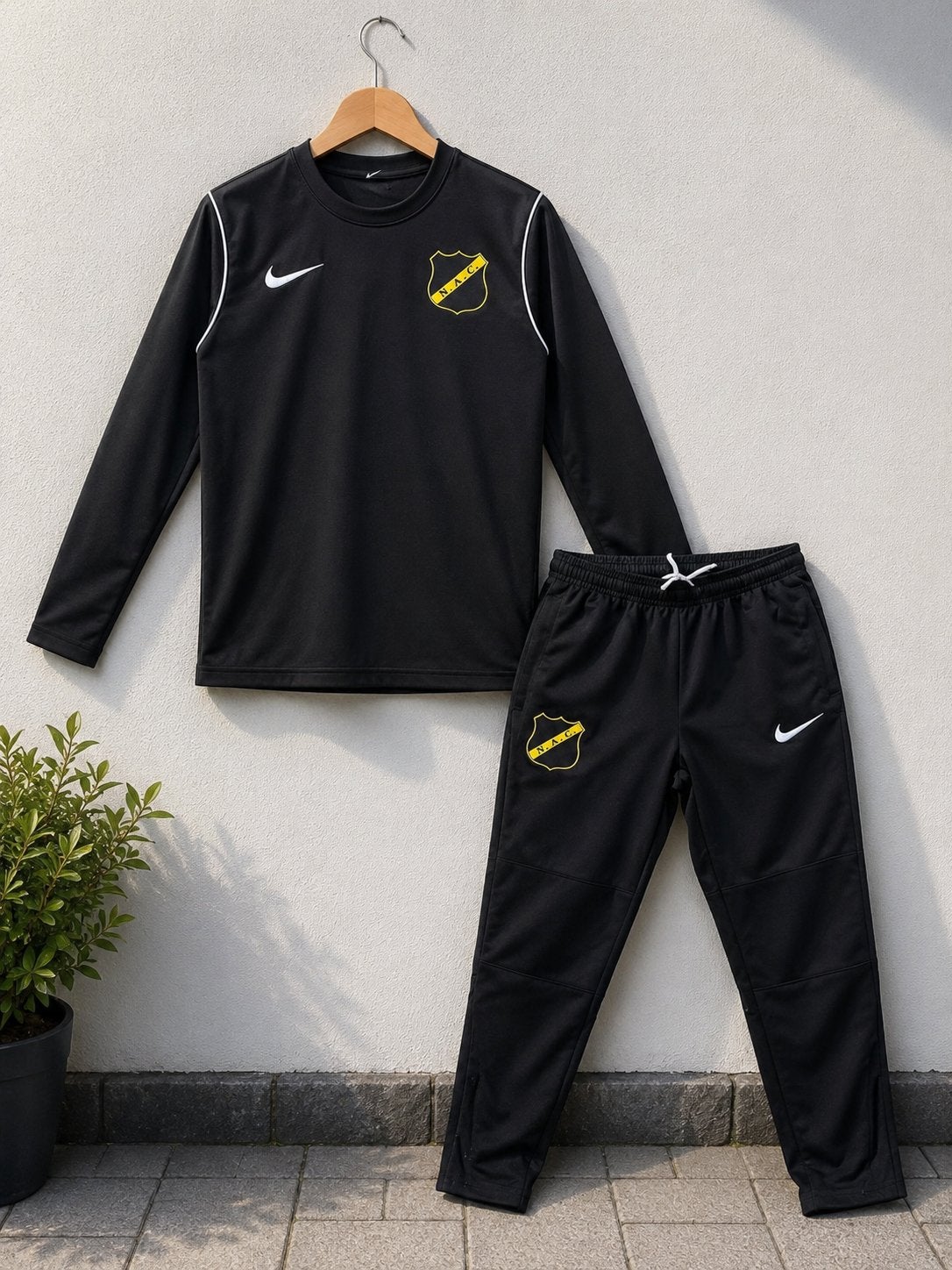 Nike NAC Trainingspak Zwart - Maat 142/152, Zwart, Overige maten, Ophalen of Verzenden, Zo goed als nieuw