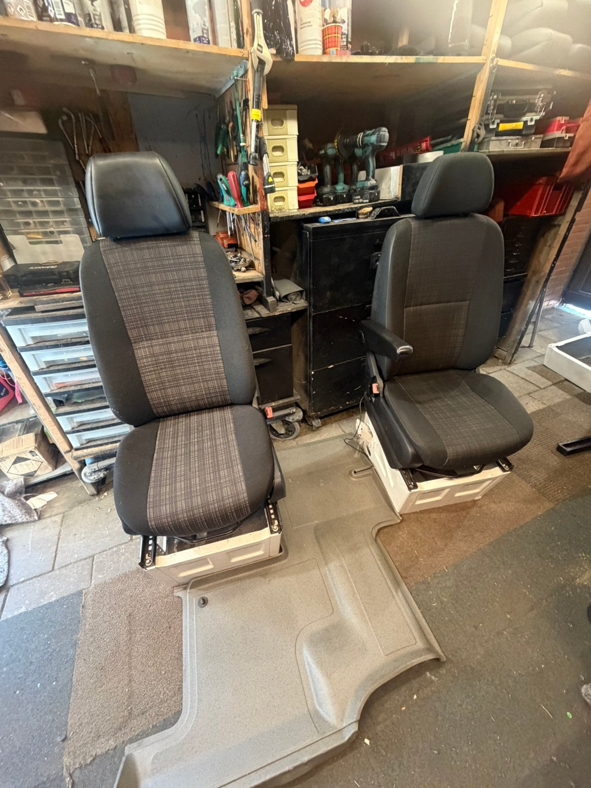 Setje sprinter 906/crafter bestuurder&bijrijdersstoel verste, Auto-onderdelen, Interieur en Bekleding, Ophalen of Verzenden, Gebruikt