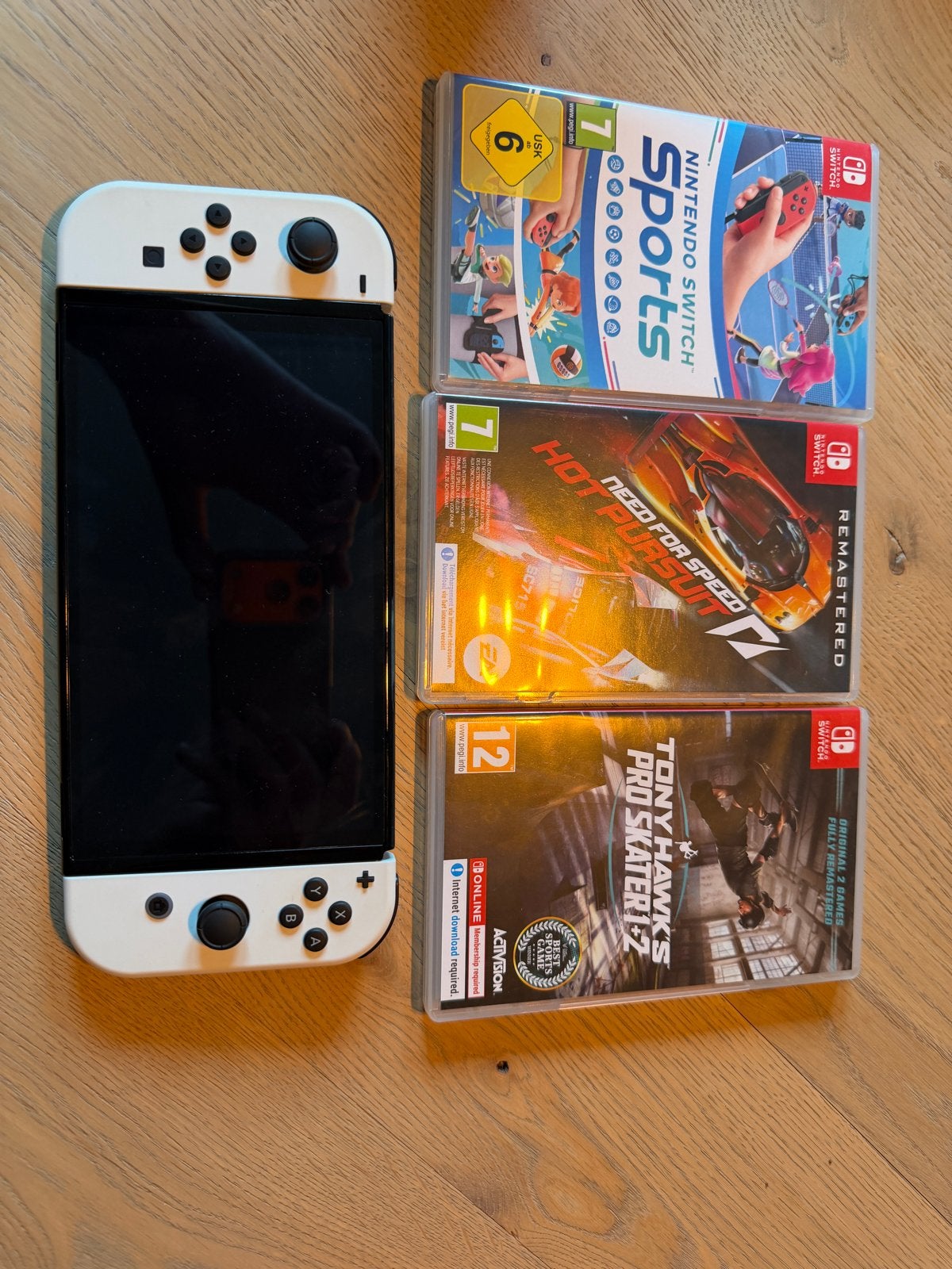 Nintendo Switch OLED Mariokart 8 Wit 64GB + 4 extra games, Switch OLED, Met games, Met 2 controllers, Ophalen of Verzenden