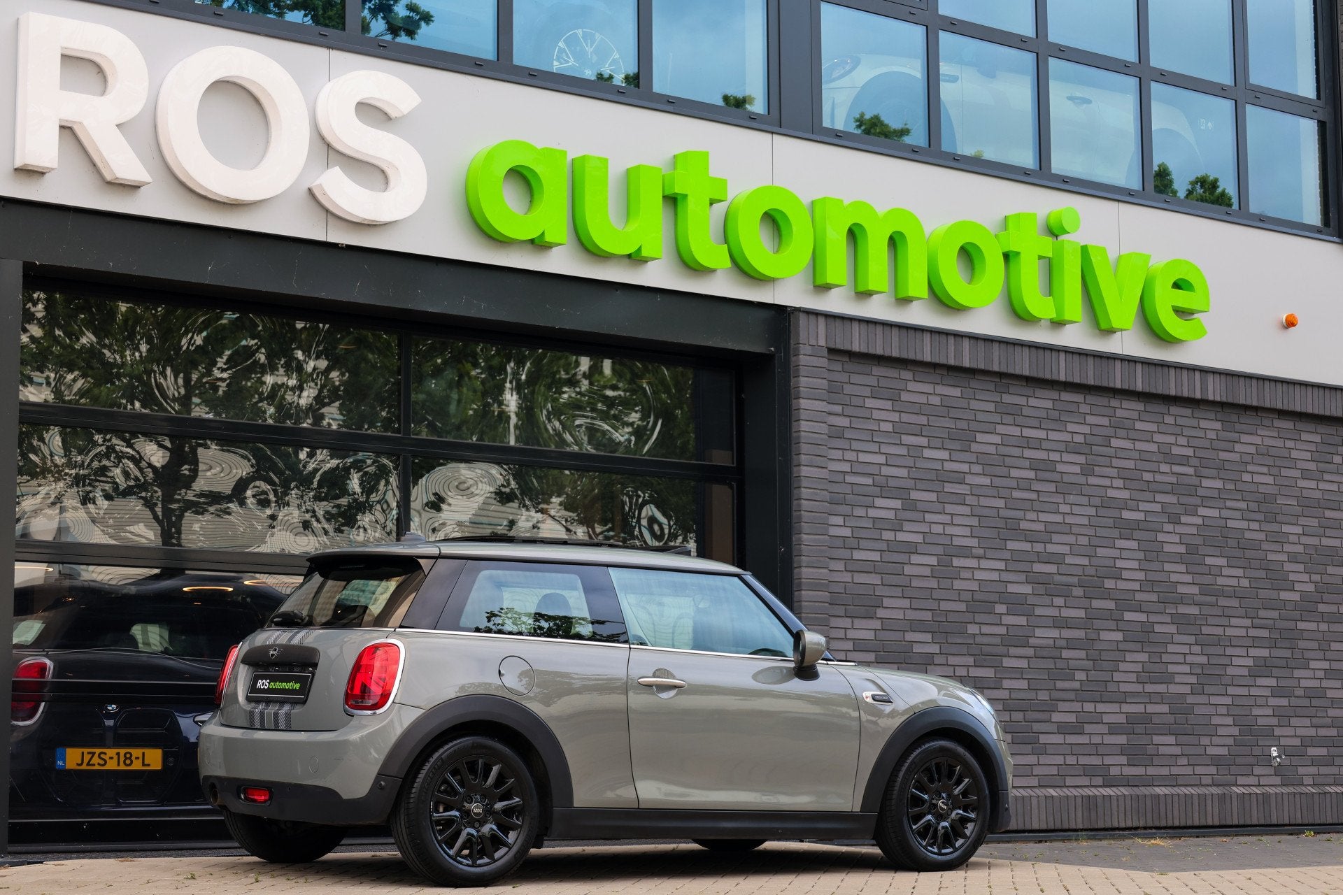 MINI One