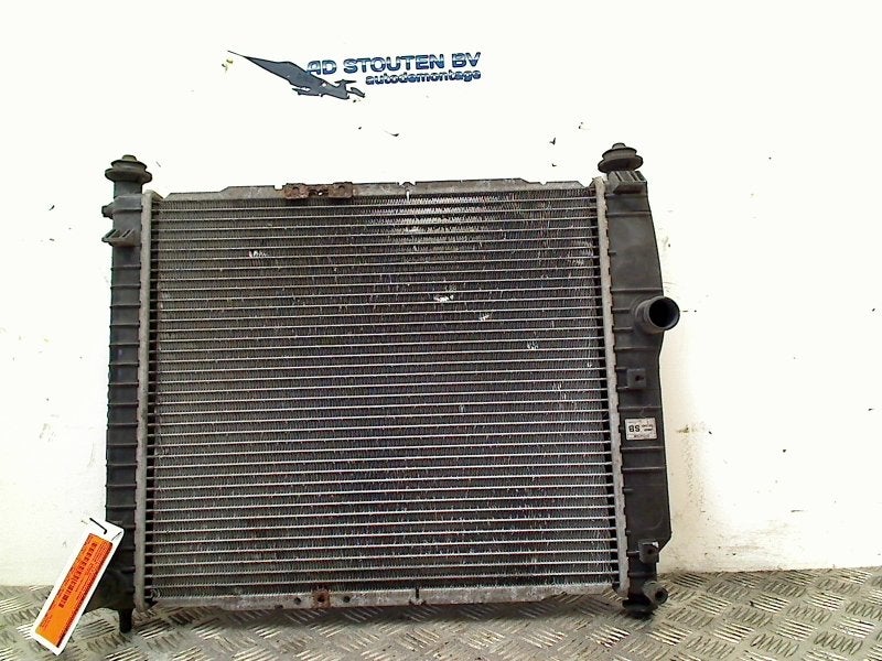 Radiateur Daewoo / Chevrolet Kalos (SF48) (2003-04/2008-05), Auto-onderdelen, Gebruikt, Daewoo, General Motors Germany GmbH, Chevrolet.europe@gm.com