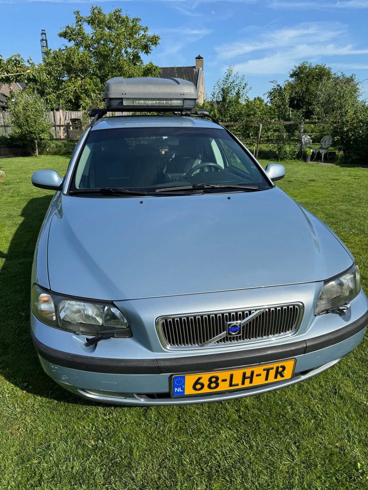 Volvo V70 2.4 T 200PK AUT 2003 Grijs, Auto's, Volvo, 1556 kg, 1800 kg, Leder en Stof, Stationwagon