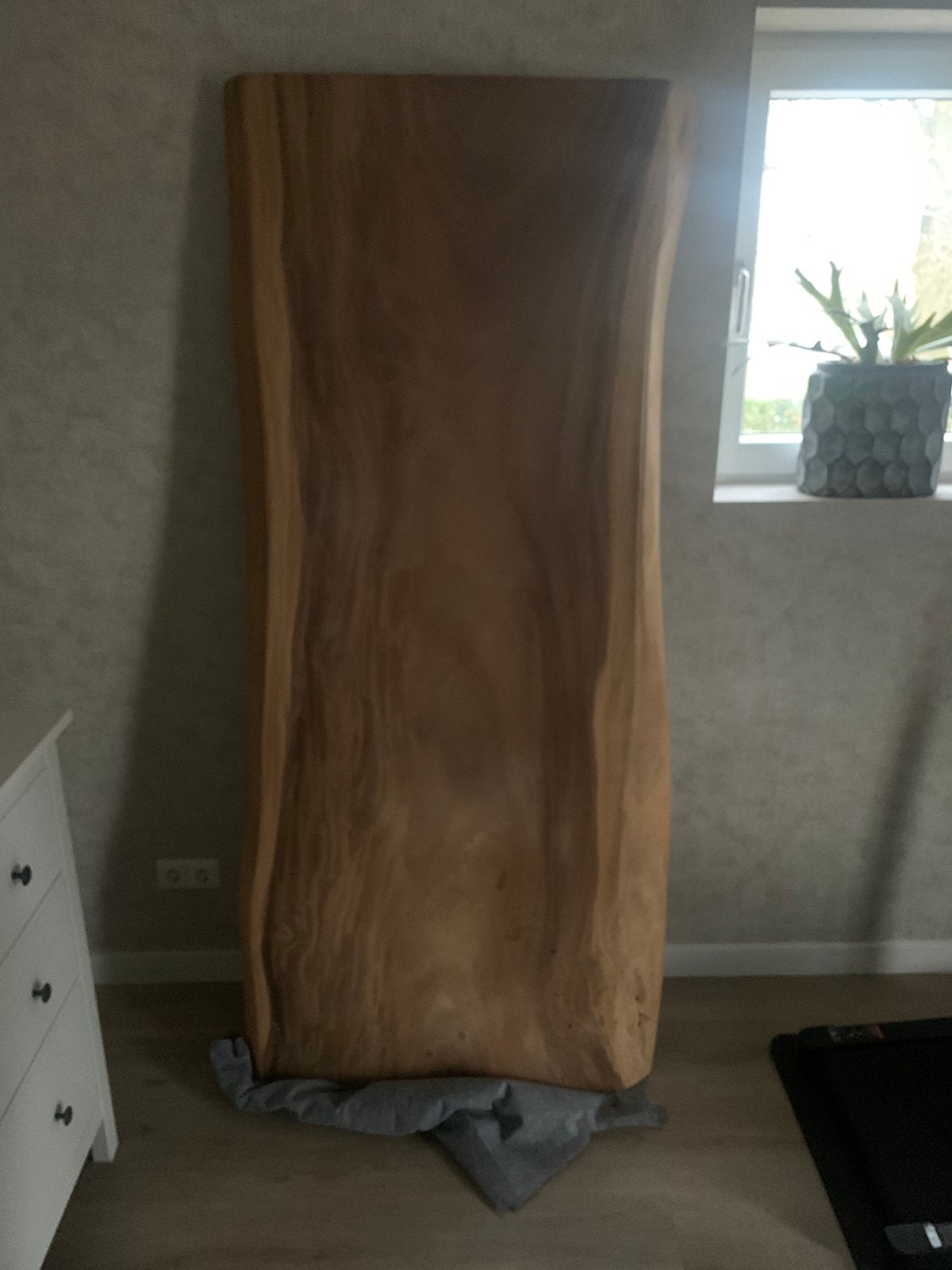 Te koop boomstam tafelblad, Ophalen, Zo goed als nieuw