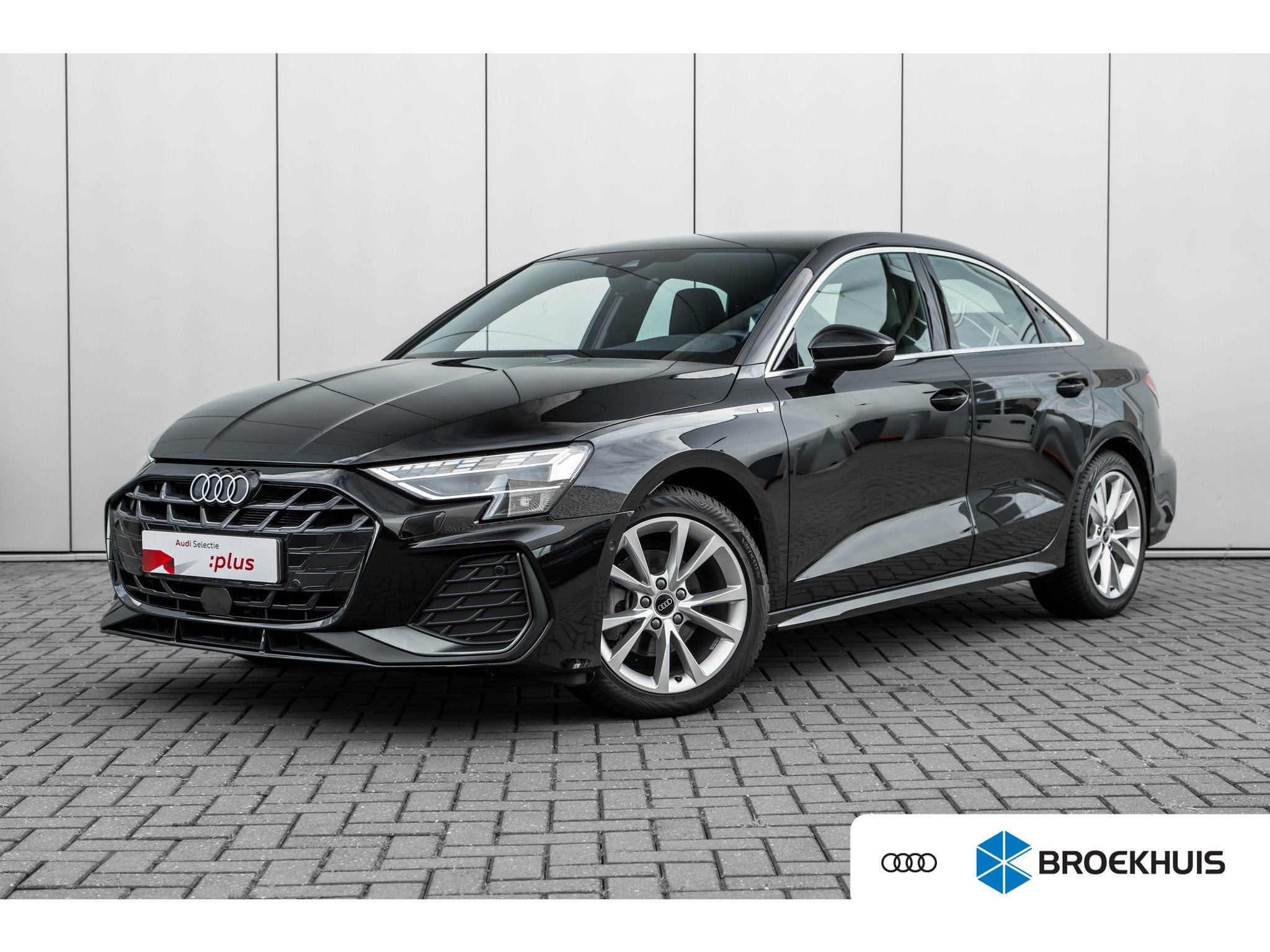 Audi A3 Limousine 30 TFSI S edition