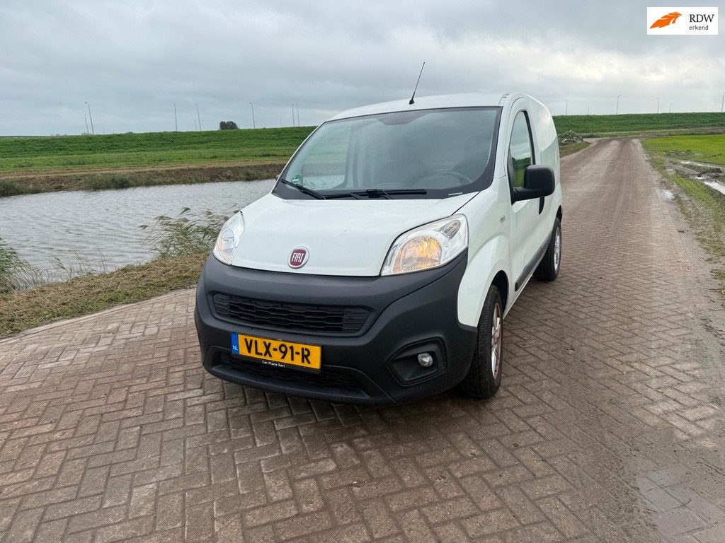 Fiat Fiorino 1.3 MJ Actual, Auto's, Voorwielaandrijving, Gebruikt, Euro 6, 4 cilinders
