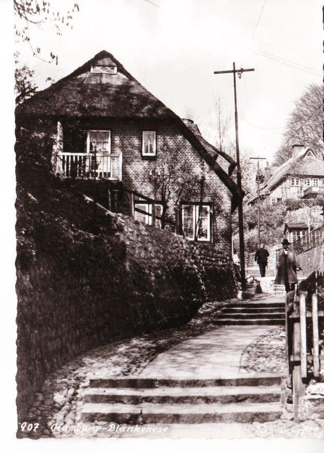Hamburg Blankenese met rieten dak. 08-10, Ophalen of Verzenden, 1940 tot 1960, Gelopen, Duitsland