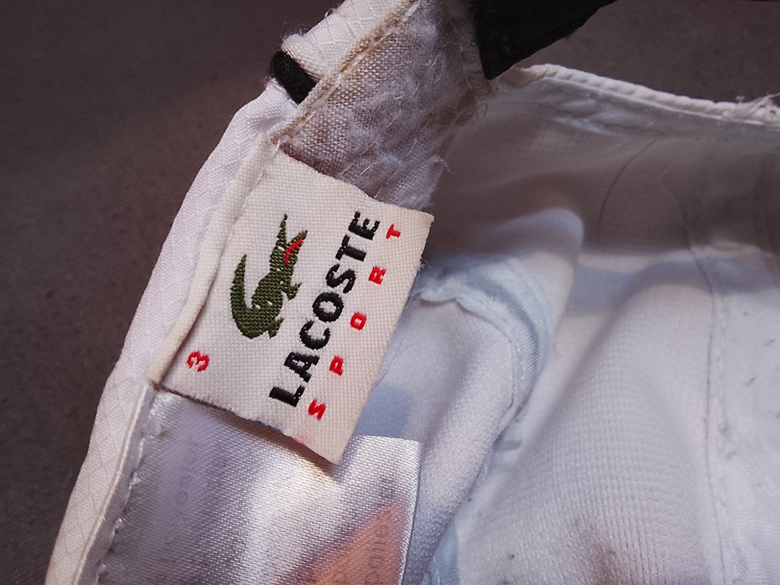 Lacoste Sport Pet - Wit - Maat 3, Ophalen of Verzenden, Zo goed als nieuw