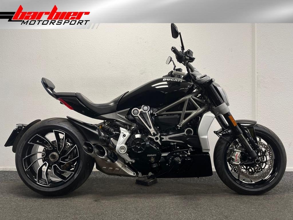 Ducati X DIAVEL S LEASE VOORDELIG!