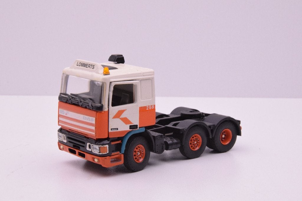 DAF 95 ati  ''  Lommerts Delfzijl ''  Tekno code 3, Hobby en Vrije tijd, Ophalen of Verzenden, Gebruikt, Bus of Vrachtwagen, Tekno