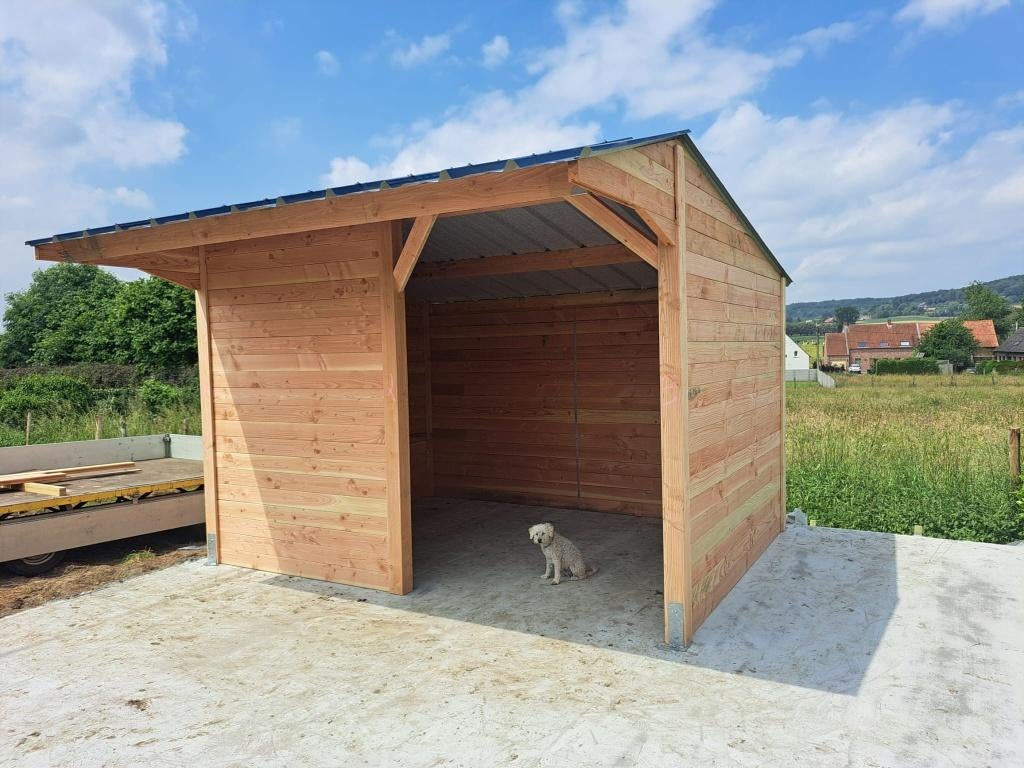 Stevige schuilstal 3x4m met voorwand in massief Douglas hout, Stalling