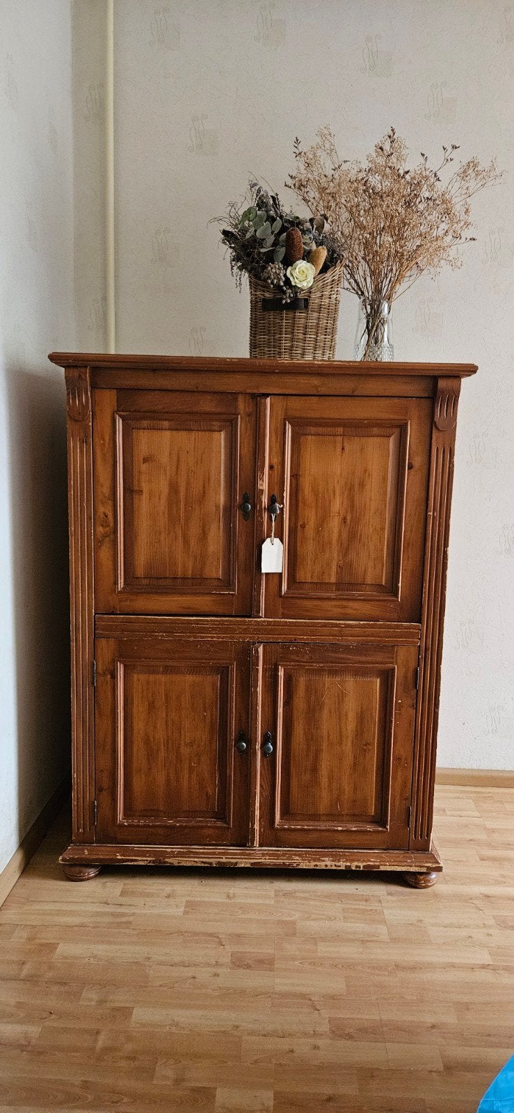 Grenen kast met luikdeuren | Wandkast | Opbergkast, Antiek en Kunst, Ophalen