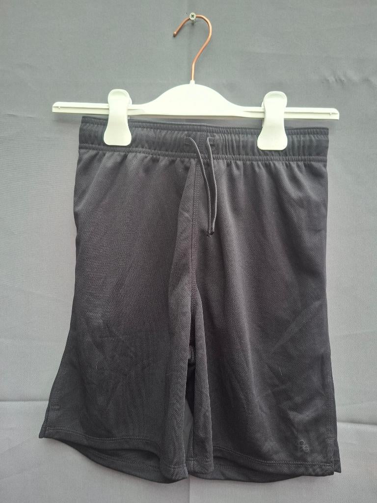 H&M Move sportshort maat 146/152, Anneonline, Steenbergen, Shop@wesell4u.nl, H&M