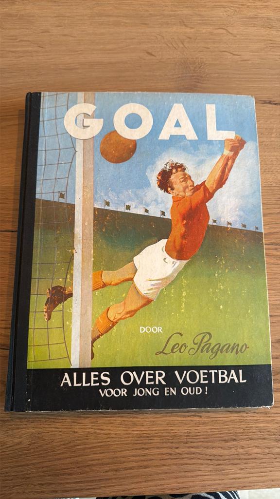 GOAL alles over voetbal Leo Pagano 1949-1950 plakfoto’s, Ophalen of Verzenden, Gelezen, Plaatjesalbum