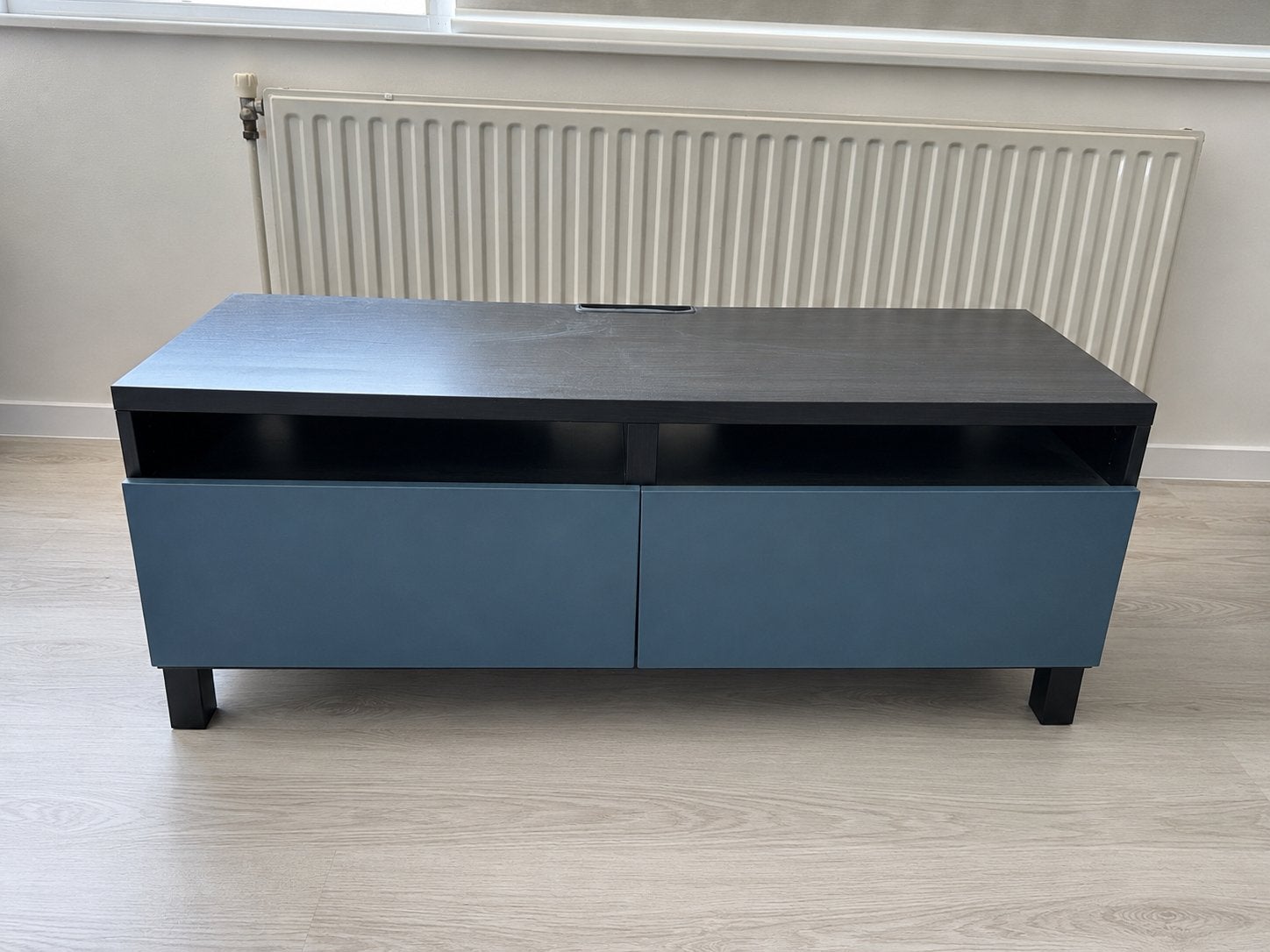 Tv meubel Besta, Ophalen, Zo goed als nieuw, Minder dan 50 cm