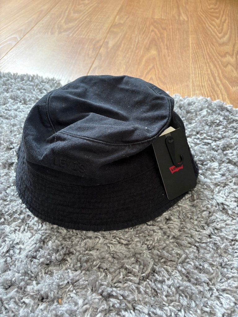 Levi's Buckethat Zwart met Zwarte Details in Universele Maat, Kleding | Heren, Hoeden en Petten, Hoed, Nieuw, Levi’s, One size fits all