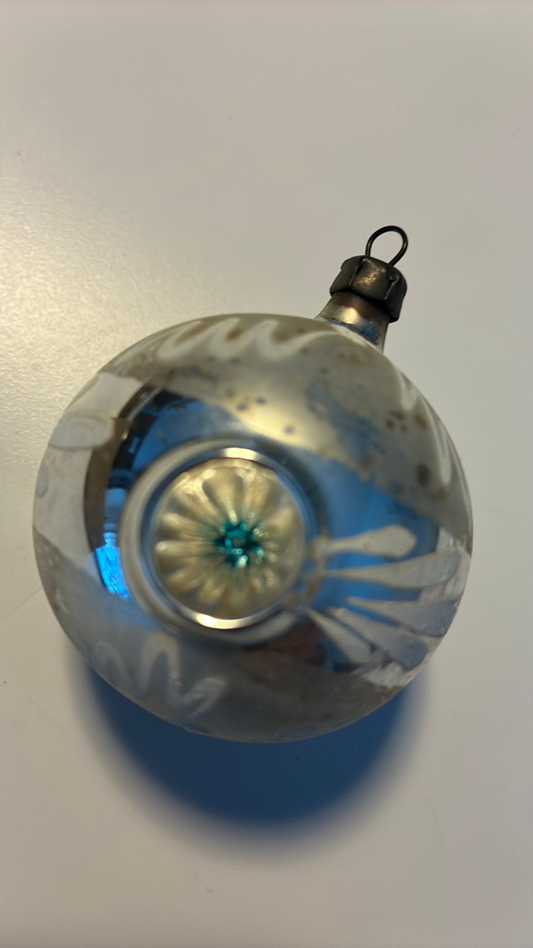 Vintage antieke kerstbal, 3 deuken blauw, Ophalen of Verzenden, Zo goed als nieuw