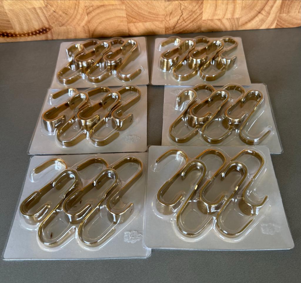 IKEA HULTARP S-haken, messingkleurig, 25 stuks, Nieuw, Ophalen of Verzenden, Goud, Metaal
