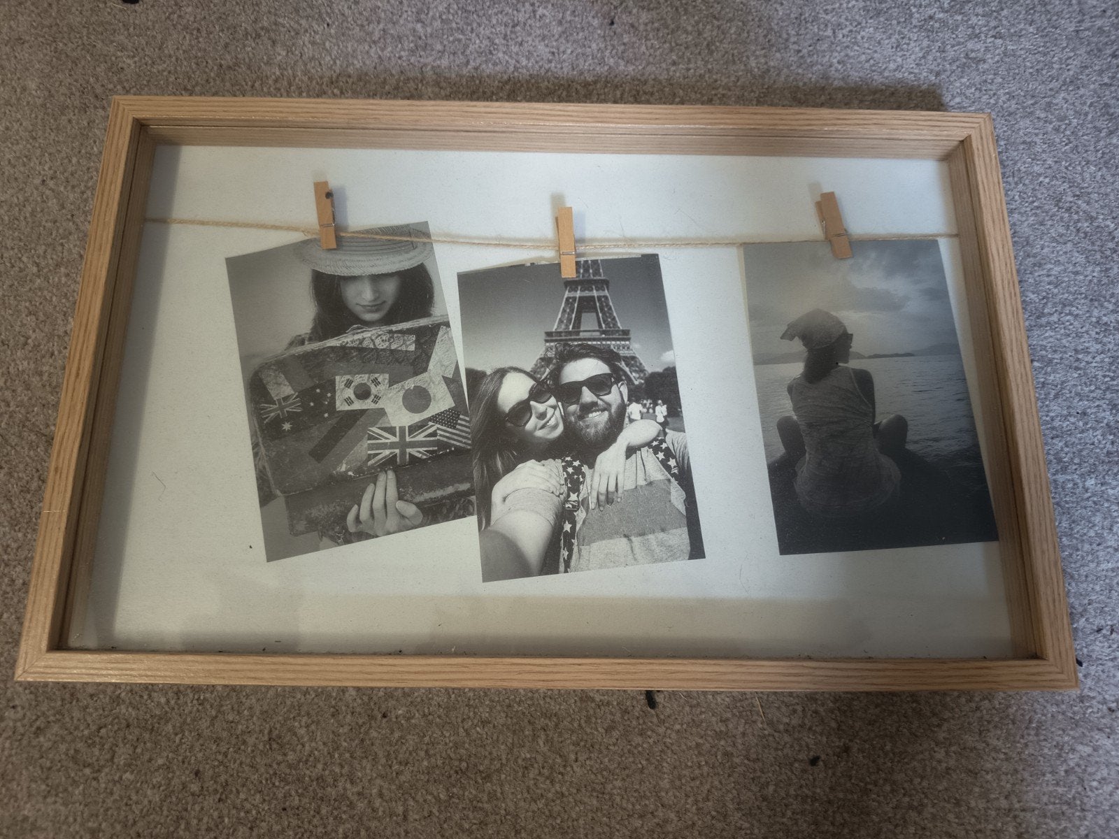 Houten fotolijst met touw en knijpers voor foto's, Bruin, Gebruikt, Ophalen of Verzenden, Fotolijst